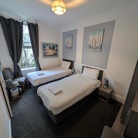 בורנמות' Cecil Court Hotel מראה חיצוני תמונה